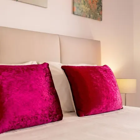 아파트 Keep Calm And Enjoy *